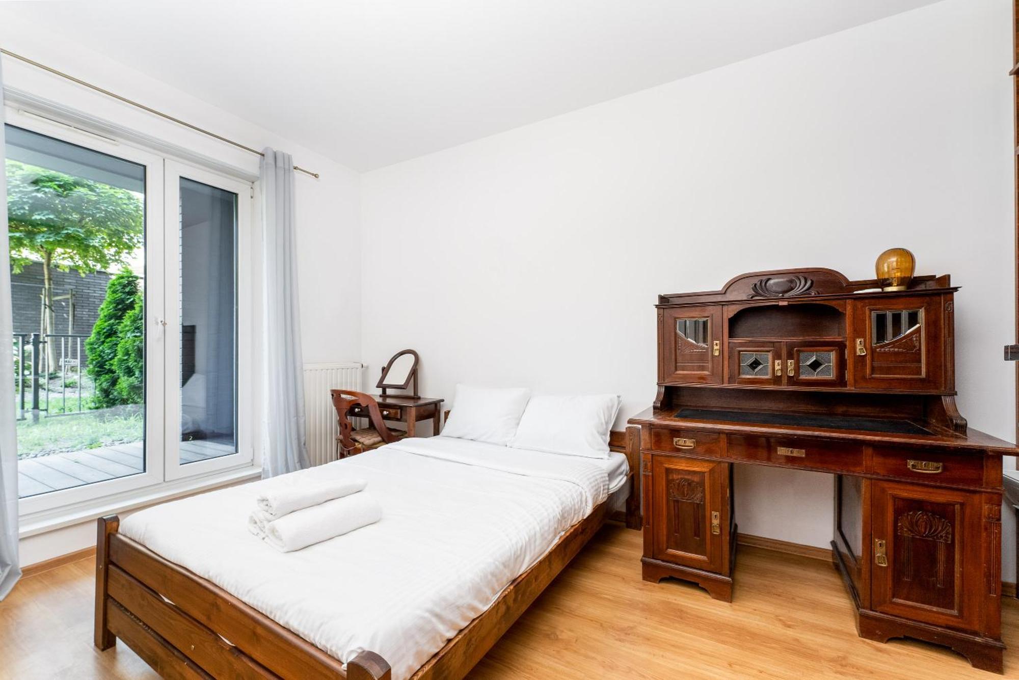 Nadwislanska 11 Apartment With Garden คราคูฟ ภายนอก รูปภาพ